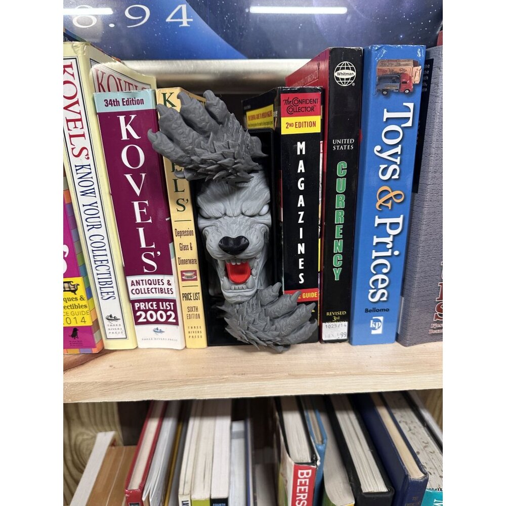 Multicolor Werewolf Book Nook Insert 3D Printed Shelf Monster Horror Shelf Decor - Picture 2 of 5